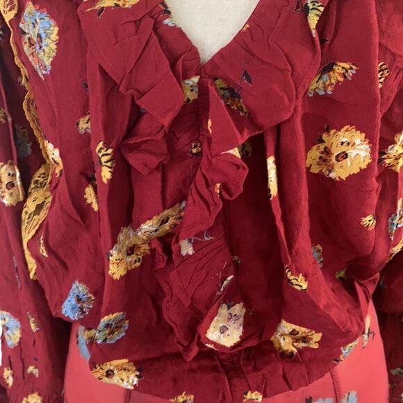 NWOT Free People Poppy Floral Printed V-Neck Bodysuit
Size XS - Picture 8 of 16